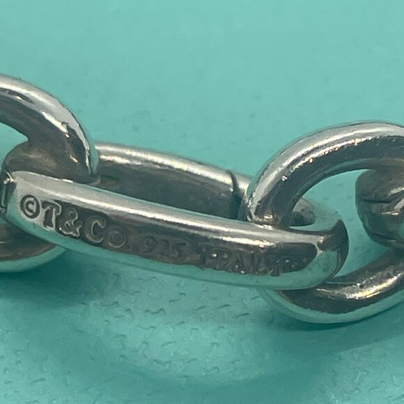 Authentic Tiffany & Co. Clasping Oval Link Chain Bracelet Silver 7.75" - Picture 8 of 12